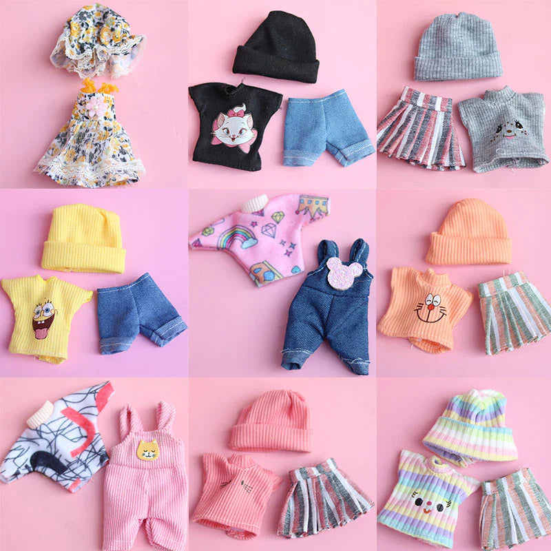 Kit com 8 Conjuntos de Roupinhas para Bebê Reborn
