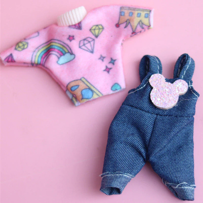Kit com 8 Conjuntos de Roupinhas para Bebê Reborn