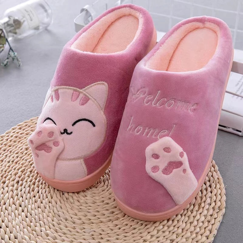 (PAGUE 1 LEVE 2) Pantufa Feminina Gato da Sorte Antiderrapante + BRINDE