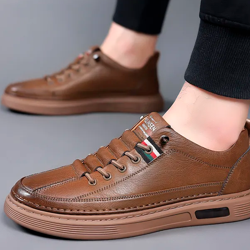 (PAGUE 1 LEVE 2) Tênis Masculino Casual de Couro Italian Man + BRINDE